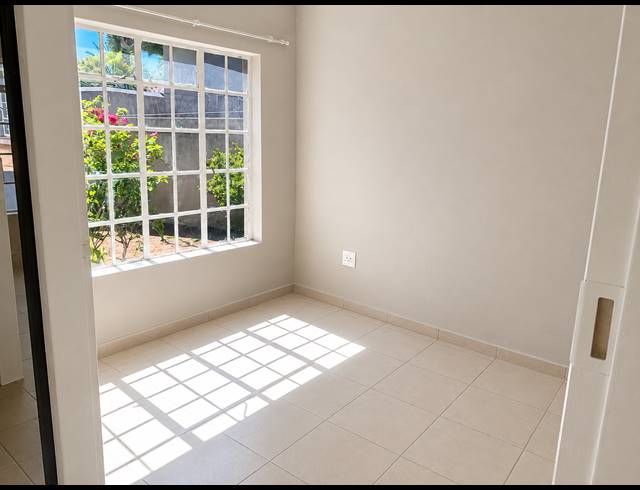 2 BEDROOM TOWNHOUSE FOR SALE IN EDEN GLEN